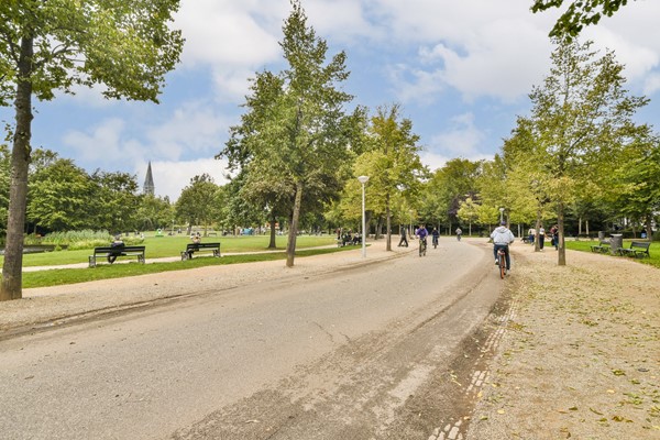 Medium property photo - Jacob Obrechtstraat 1-2, 1071 KC Amsterdam